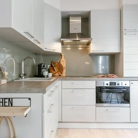 אורחן Beautiful And Charming Nearby אוסטנדה