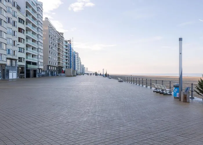 אורחן Beautiful And Charming Nearby *